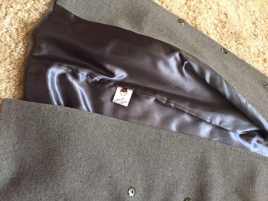 Пальто женское серое