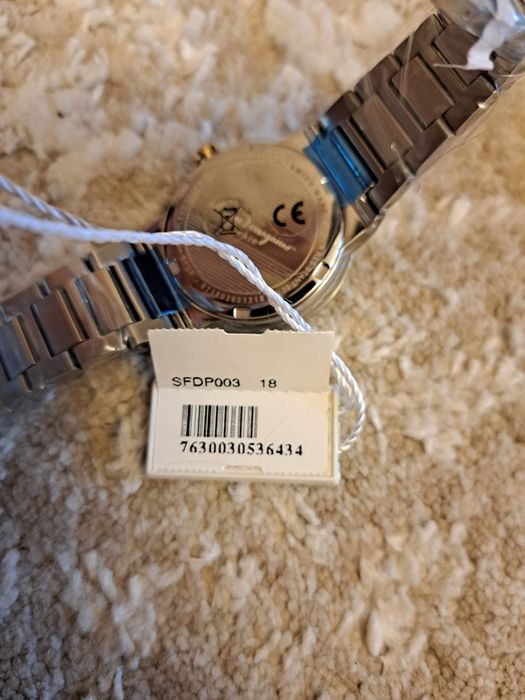 Годинники Salvatore Ferragamo