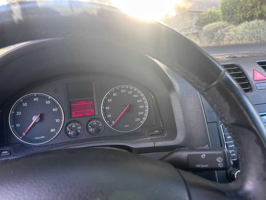 Vendo Carro VW Golf 1.4 Fsi Conf