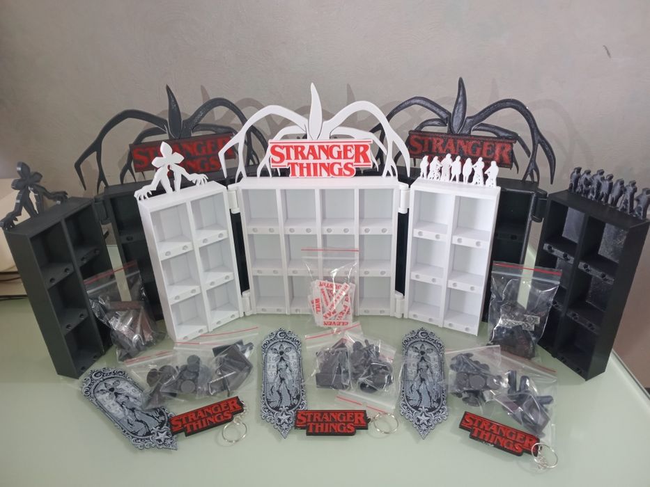 ‼️РОЗПРОДАЖ‼️Стенд/Бокс для фігурок Kinder Joy Stranger Things