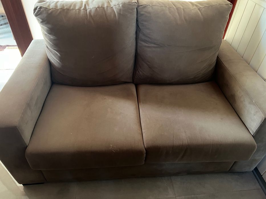 Sofá de 2 lugares como novo