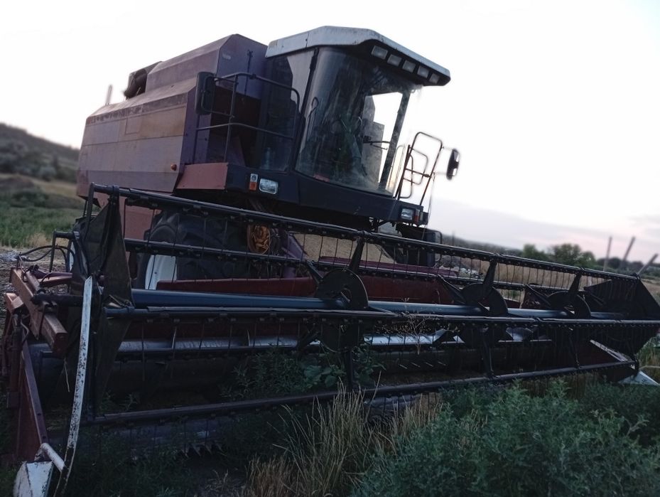 Комбайн Полесье КЗС1218