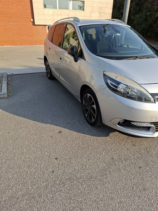 Renault Grand Scenic, em bom estado. — photo 2