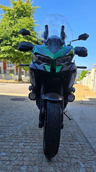 Mota Kawasaki 1000