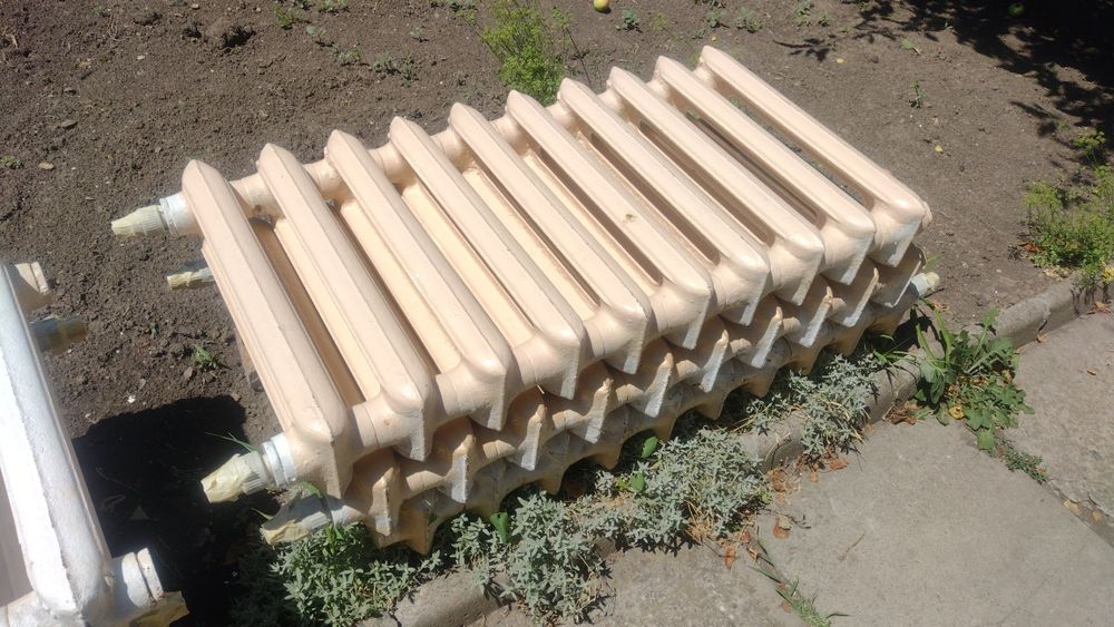 Радіатори опалення чавунні