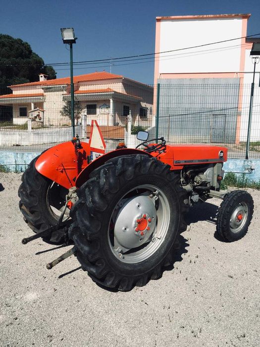 Massey Ferguson  130