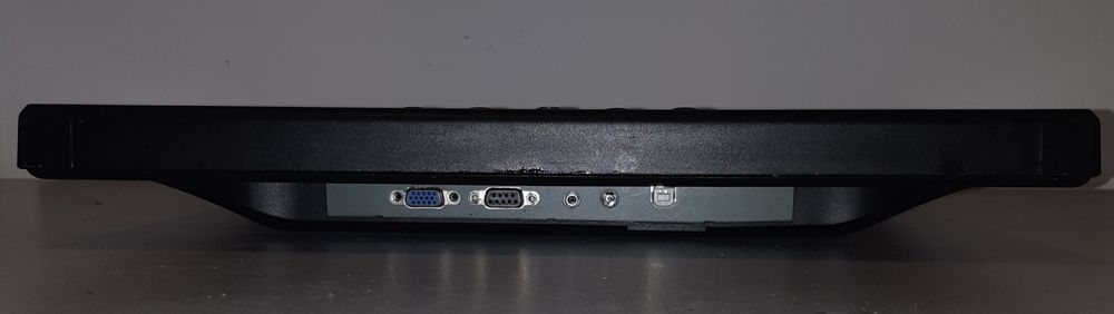Monitor Touch 17"64586163678979123