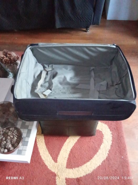 Mala de viagem em excelente estado