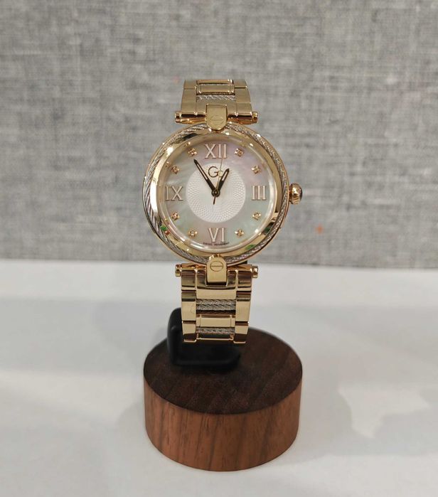 Жіночий годинник часы Gc Y16013L2 38мм