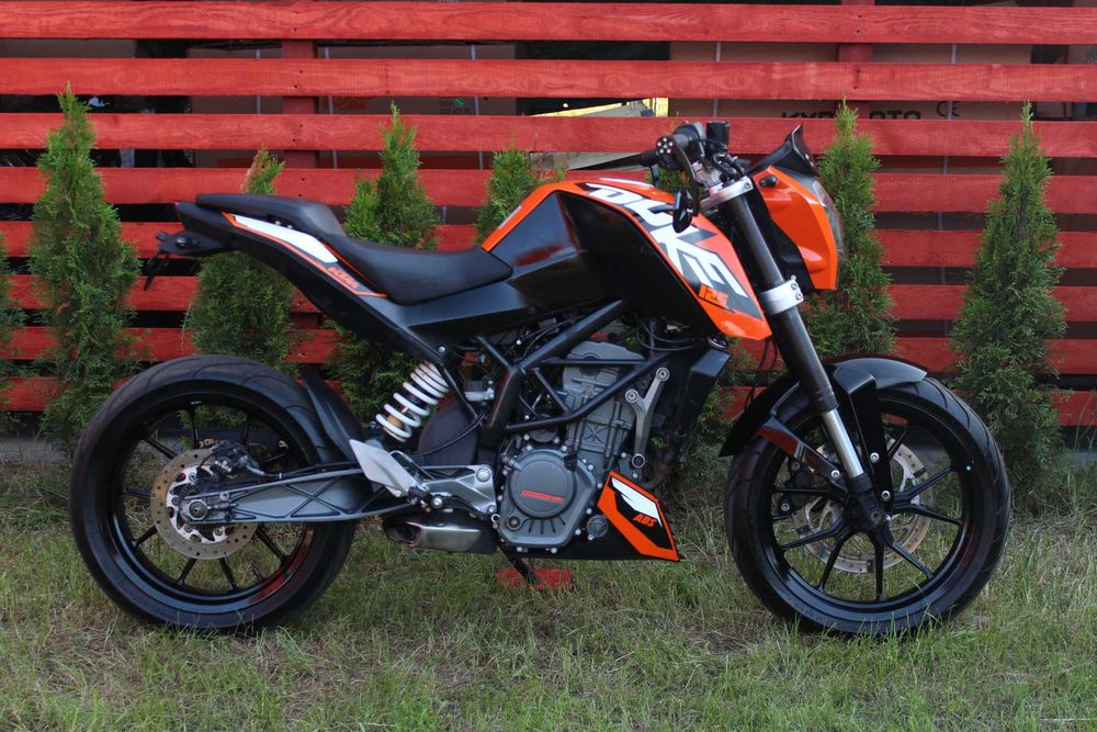 KTM DUKE 125 naked 2012 rok Raty na dowód Dostawa pod dom Zamiana ...