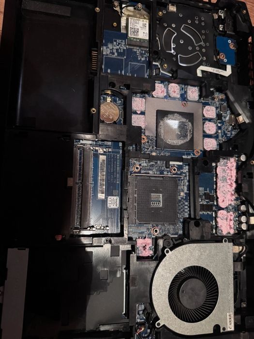 Унікальний Xmg apex 15 десктопний процесор  AM4 Ryzen 9 3950X RTX2070 під ремонт чіпи пам'яті