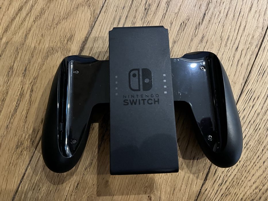 Nintendo Switch + Ring Fit Adventure + 2 gry – gotowy zestaw!