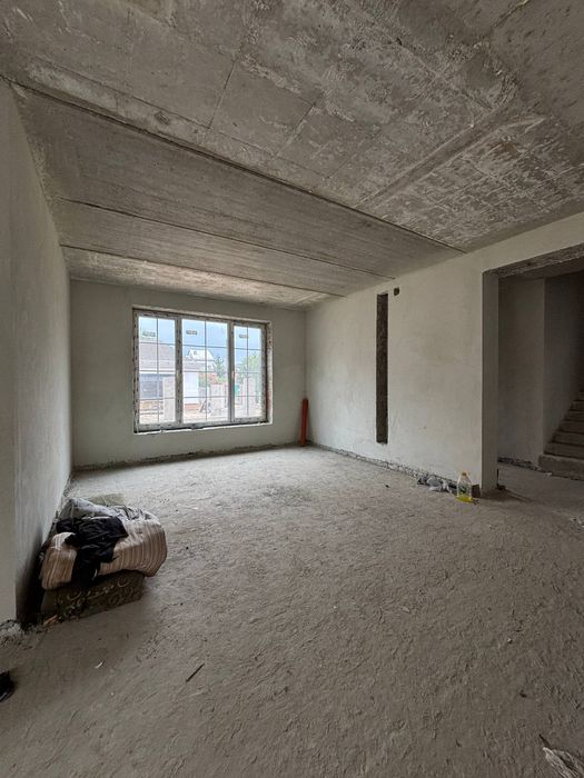 Продаж цегляного будинку 235 м.кв. Бірки