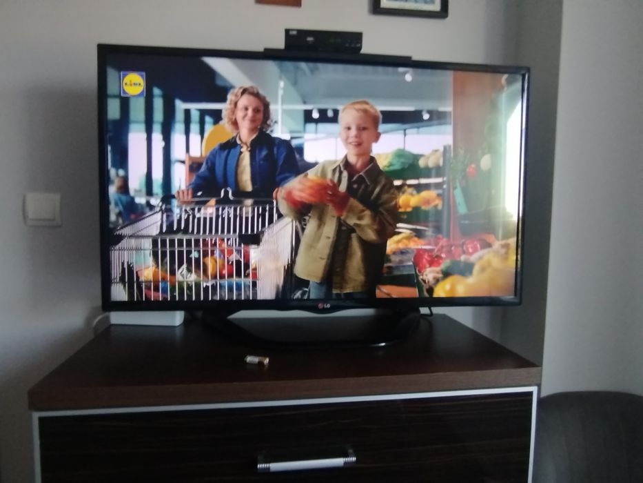 Telewizor LG 42 cale