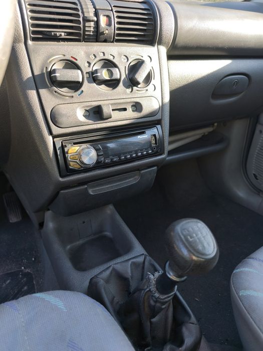 Vendo Opel Corsa B 1.2 |  Gasolina