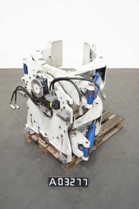 Захват для рулонов