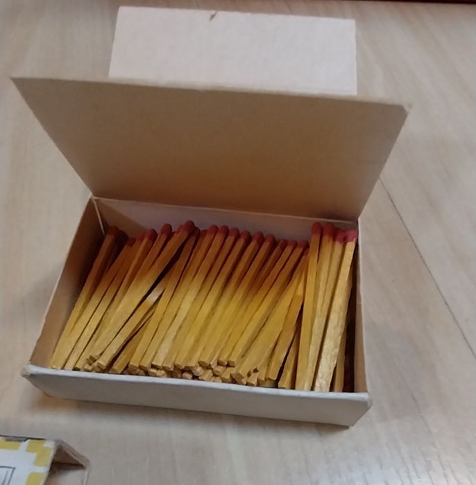 Duas caixas de fósforos antigas Seita