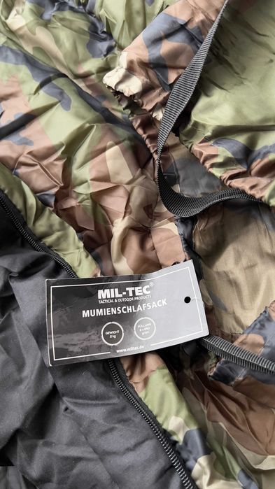 Спальник Mil-Tec кокон спальний мішок woodland двошаровий зимовий