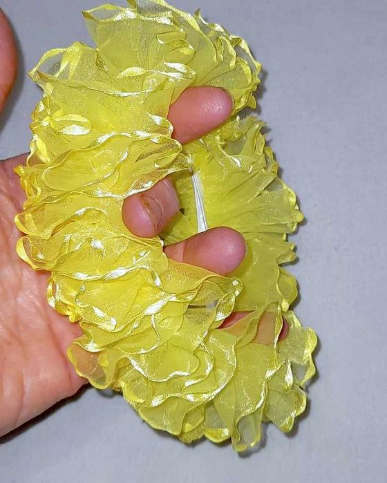 Подарунковий набір дівчинці 6-9 років "Україночка", заколки, обруч