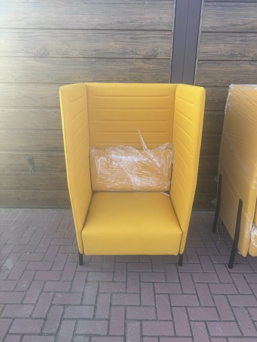 Sofa biurowa Wygluszająca Alias od PearsonLloyd