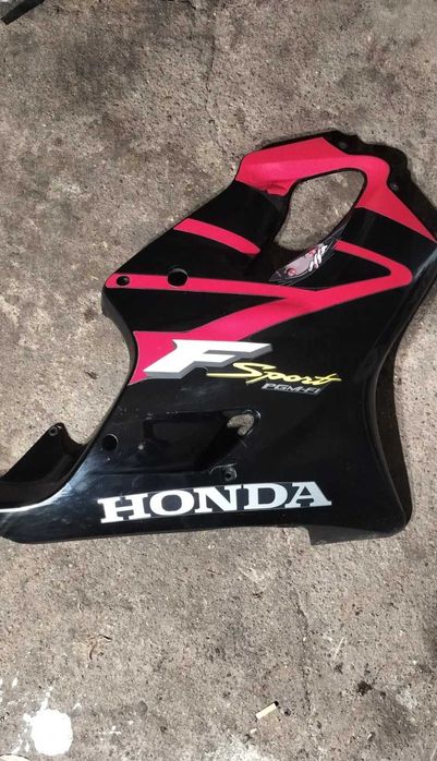 Honda CBR F4i części silnika plastiki