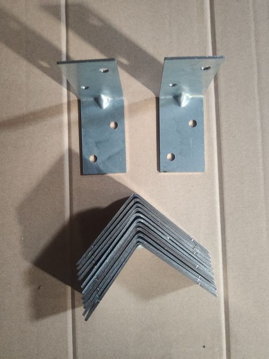 Sprzedam kątownik,łącznik