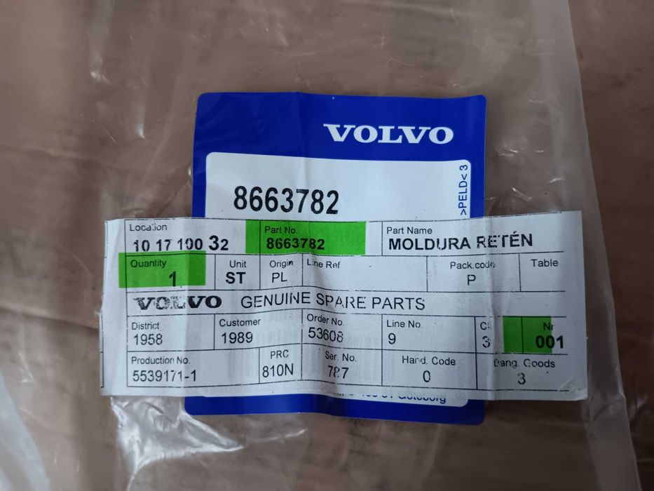 Moldura superior vidro traseiro Volvo S80