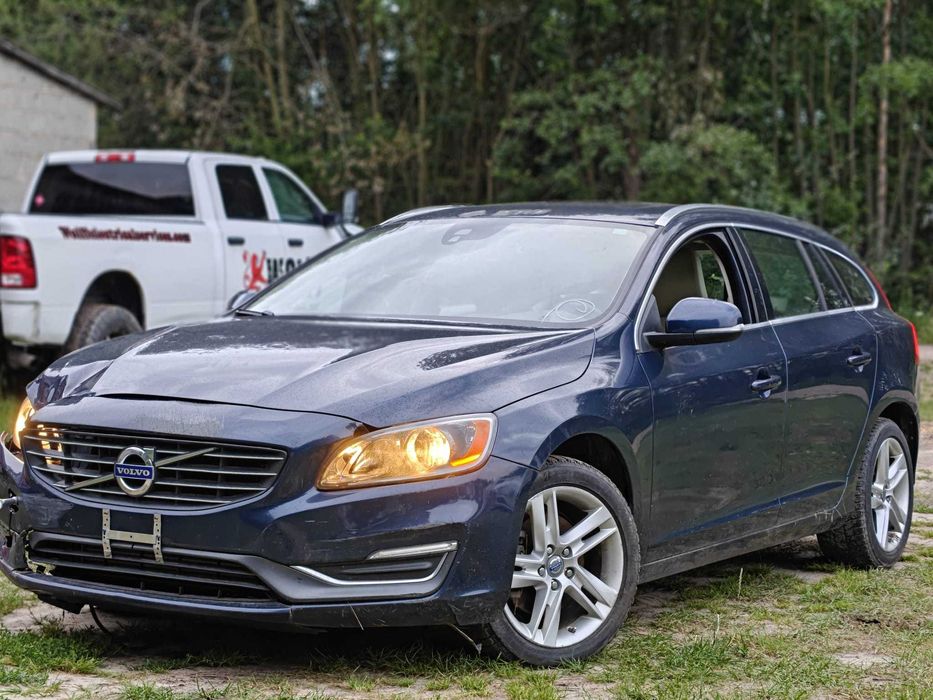 2015r. VOLVO V60 Premier 2.0t 250 Koni NA MIEJSCU Do poprawek