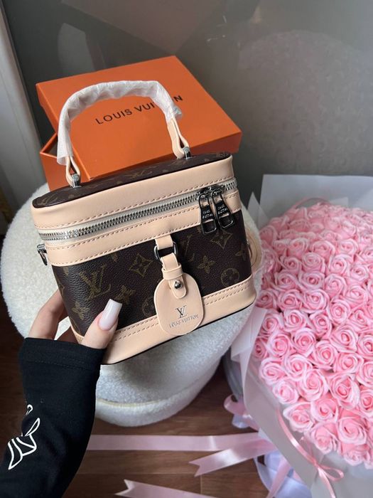 Сумка Louis  Vuitton