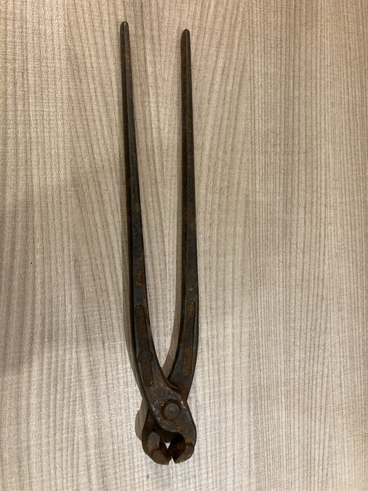 Turques Alicate Antigo