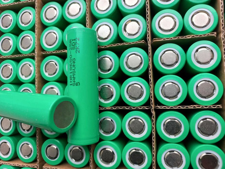 Акумуляторна батарея Samsung INR 18650 25R