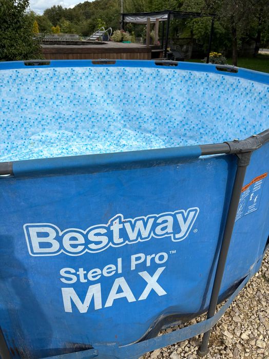 Basen stelażowy 366x120 cm + akcesoria – gotowy zestaw na lato