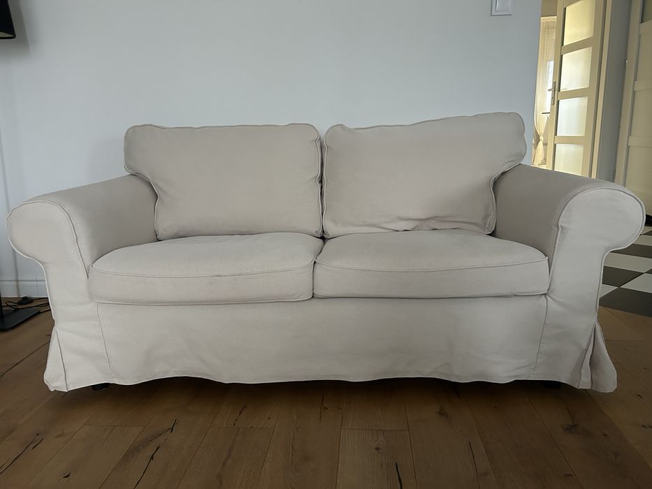 Beżowa kanapa 2-osobowa Ikea Ektorp
