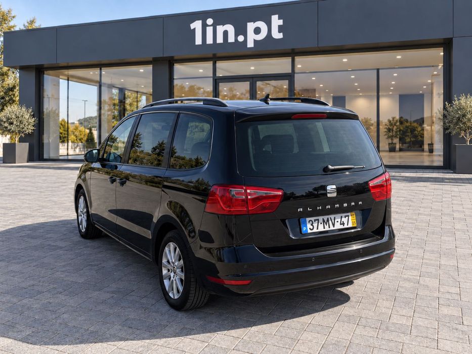 SEAT Alhambra 2.0 TDI DSG 170 cv | 7 lugares | Panorâmico — photo 4