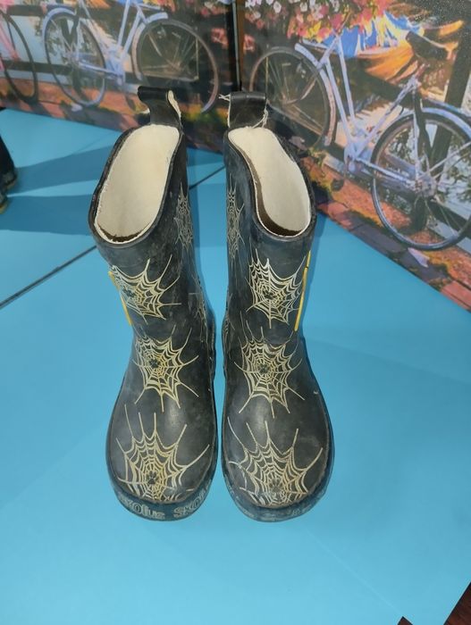 Продам резинові чобітки, чоботи, гумочки