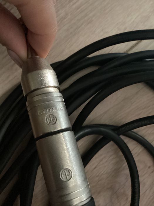 Sprzedam kabel do mikrofonu
