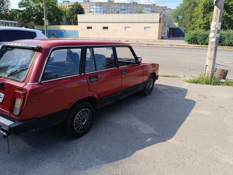 Автомобиль ВАЗ 2104
