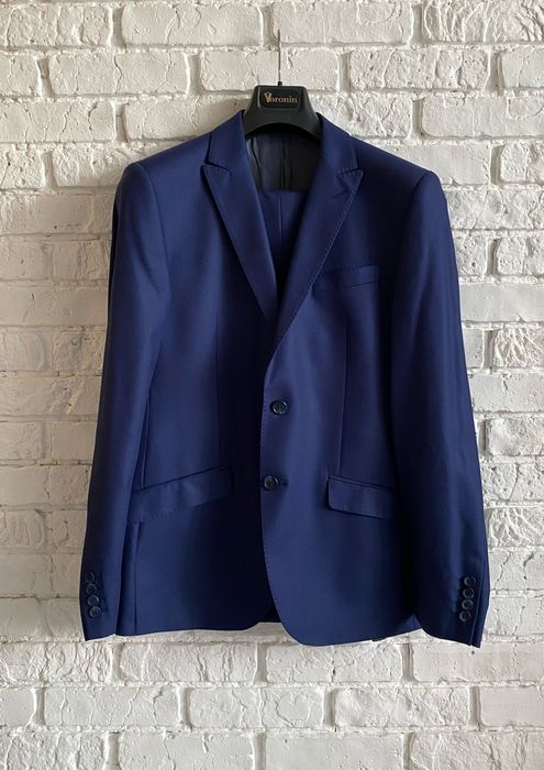 Продам костюм Voronin новый