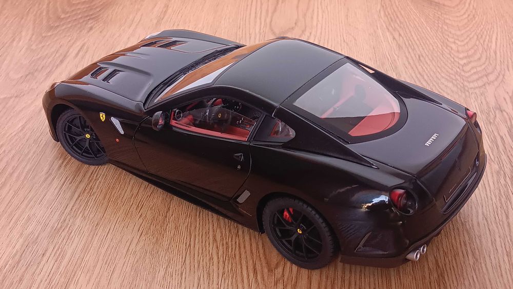 Miniatura Ferrari 599 gto