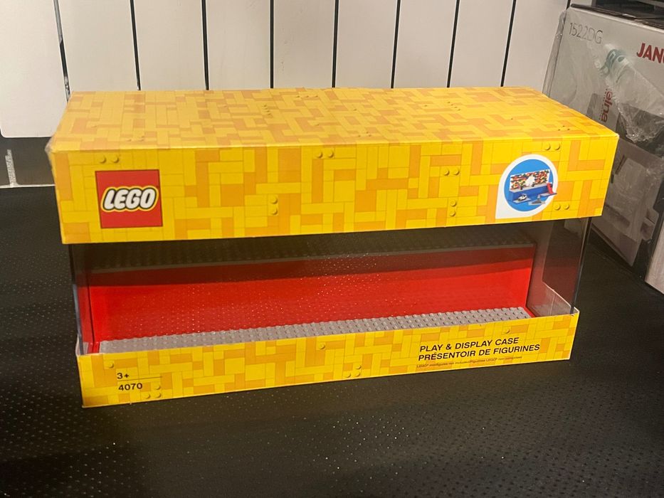 Lego 4070 Gablotka na minifigurki