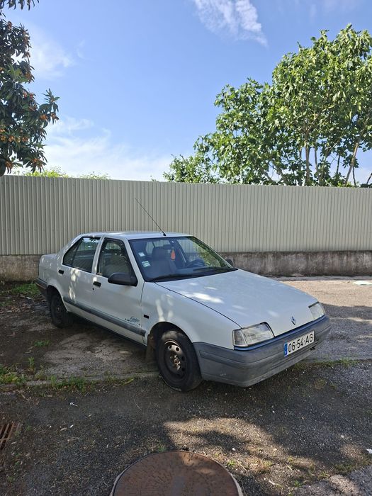 Renault 19 impecável barato