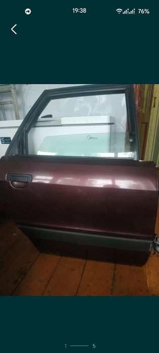 Продам дверку на Аудіо б3