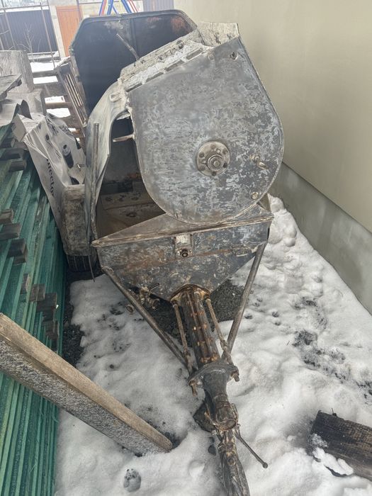 Продам станіію кому цікаво звоніть з документами