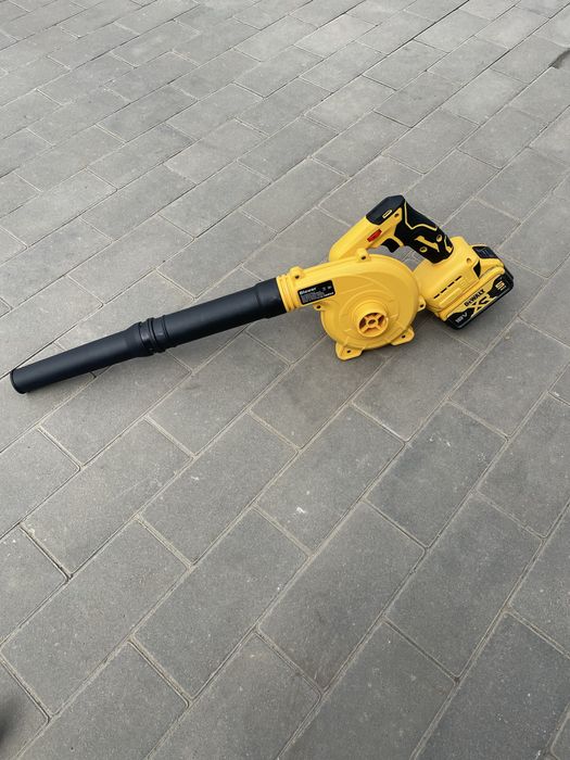 Dewalt воздуходувка