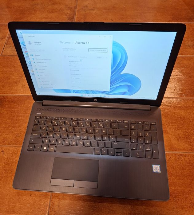 Portátil HP 15 intel i3