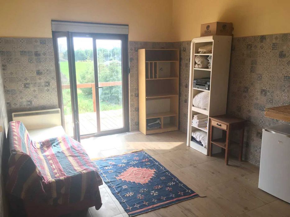 T0 Estudio junto ao Rio Tejo / Peaceful studio with terrace & AC near Santarém and next to Tejo