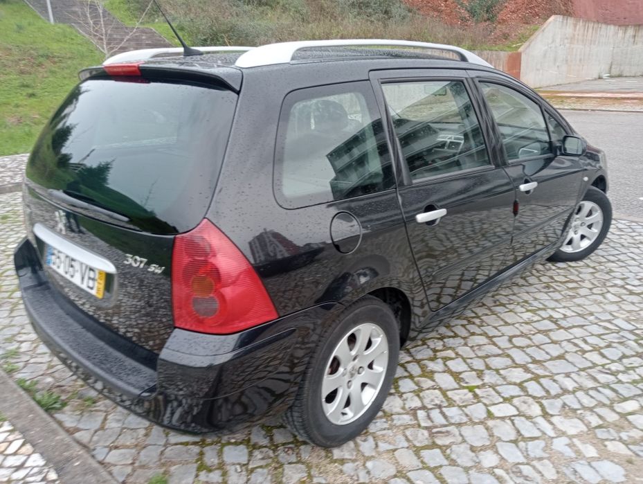 Peugeot 307 SW muito Estimada | Teto Panorâmico/Pele