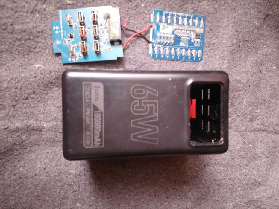 повербанк Hoco  100000mAh 65W на запчасти