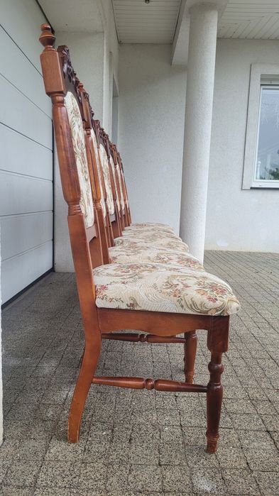 6 drewnianych  krzeseł PRL do jadalni Swarzędz