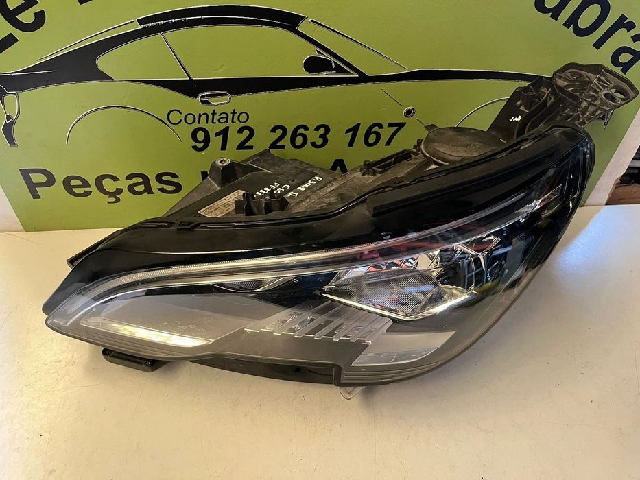 Peugeot 3008 5008 II - FAROL ESQUERDO - FF833
